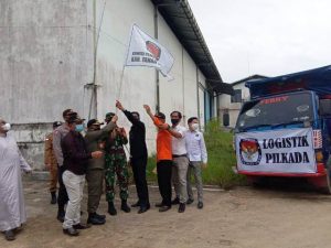 Logistik Pilkada Tanbu Mulai Disalurkan, Bupati Sudian Noor Ajak Warga Gunakan Hak Pilihnya
