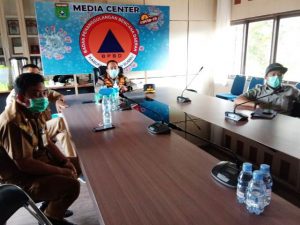 Jajaran Pemkab Tanbu Ikuti Rakor Kesiapan Pemungutan Suara Pilkada 2020 dengan Mendagri