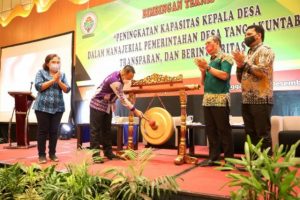 Bimtek Peningkatan Kapasitas Kepala Desa Pemkab Tanbu Dibuka Bupati Sudian Noor