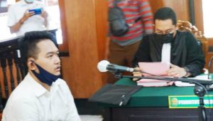 Sesali Perbuatan dan Kesalahannya, Gilang Fetish Mengaku Insyaf di Persidangan