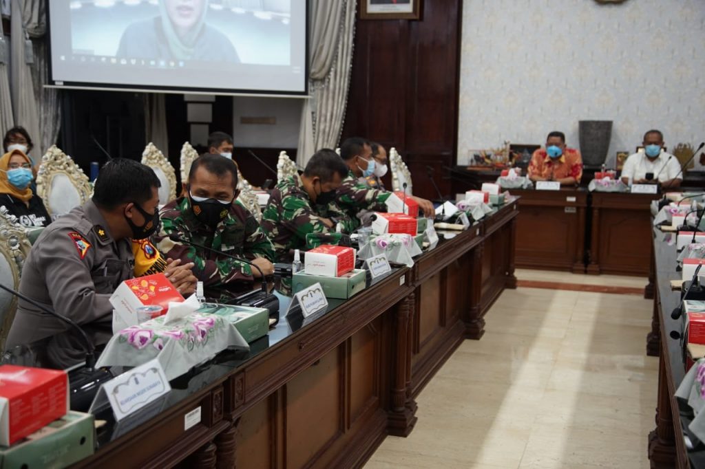 Gelar Rapat Koordinasi, Plt Wali Kota Surabaya Pertanyakan Kebijakan Pemerintah Pusat