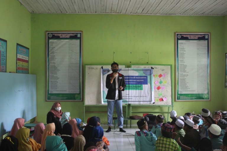 Lakukan Psikoedukasi Cegah Covid-19, Mahasiswa UMM Gelar PMM di Wilayah Kabupaten Tanah Bumbu