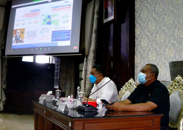 Laksanakan PPKM, Pemkot Surabaya Aktifkan 3 Titik Pantau dan Batasan Jam Operasional Pusat Perbelanjaan
