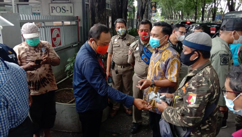 Mediasi Keluhan Warga Rungkut Kidul, Anggota DPRD Surabaya Sidak Kawasan PT. SIER