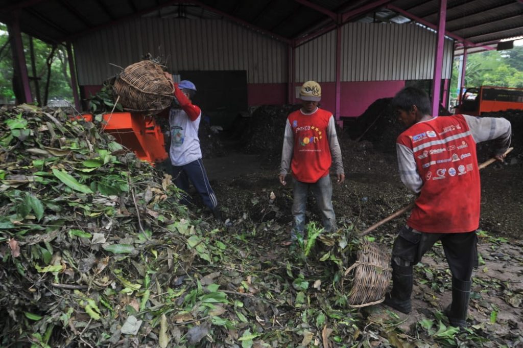 Di HPSN Tahun 2021, Pemkot Surabaya Terima Penghargaan Kinerja Pengurangan Sampah dari KLHK
