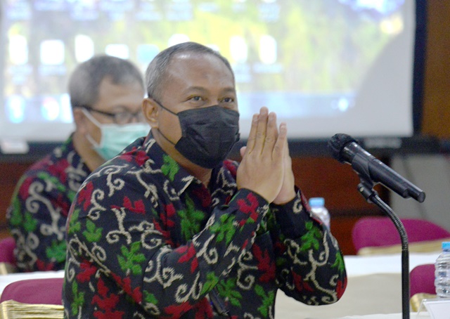 Plh Wali Kota Surabaya Ajak PMI Ikut Sosialisasikan Vaksinasi Covid-19