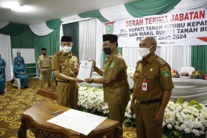 Pemkab Tanbu Gelar Acara Sertijab Bupati