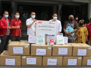 Pemkot Terima Bantuan Keempat Kalinya dari PT Ace Hadware Indonesia Tbk