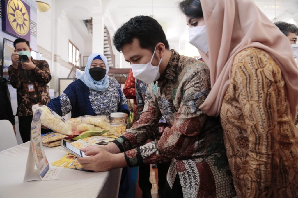 Dukung Gernas BBI, KPw BI Jatim Adakan Showcase Produk UMKM Unggulan Jawa Timur