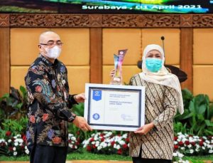 Pemprov Jatim Terima Penghargaan BKN Award 2020 Untuk Dua Kategori