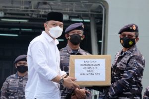 Berangkatkan Bantuan Kemanusiaan ke NTT, Wali Kota Eri Cahyadi Ucapkan Terima Kasih kepada Lantamal V