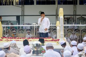 Hadiri Haul Sunan Ampel, Wali Kota Eri Cahyadi Minta Doa Para Kiai Demi Kebaikan Kota Surabaya