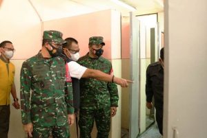Pastikan Kelayakan Fasilitas Karantina PMI, Plh Sekdaprov Jatim Bersama Pangdam V Brawijaya Tinjau Asrama Haji