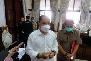 Cegah Anak MBR Putus Sekolah, Wali Kota Eri Ajak Pegawai Pemkot Berpartisipasi Jadi Orang Tua Asuh