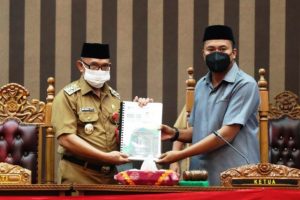 Wujudkan 5 Misi Pembangunan, DPRD Tanbu Surabaya Paripurnaan RPJMD Tahun 2021-2026