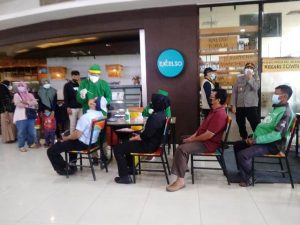 Lindungi Masyarakat dari Covid 19 di Jelang Lebaran, Pemkot Kediri Gelar Rapid Test Masal di Mal
