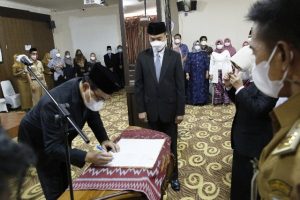 Jelang Lebaran 2021, Bupati Tanbu Rombak Pejabat Setingkat Tinggi Pratama