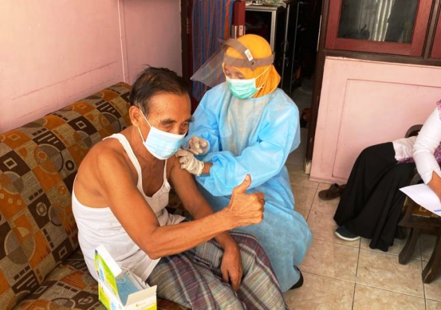 Mulai Gelar Vaksinasi Tahap III, Pemkot Surabaya Sasar Disabilitas hingga MBR