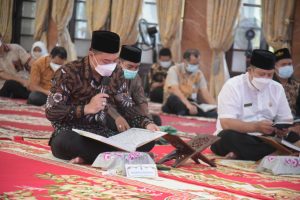 Selain Istighosah, Wali Kota Eri juga Gelar Khataman Al-Quran di Balai Kota