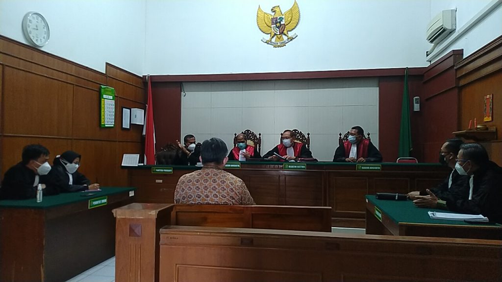 Nyatakan Bersalah, Majelis Hakim PN Surabaya Jatuhkan Vonis ke Imam Santoso