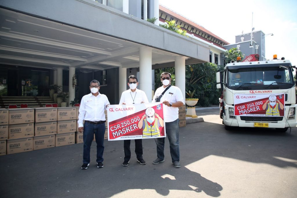 Tergerak Bantu Tangani Covid-19 di Surabaya, PT Calvary Abadi Bantu 250 Ribu Lembar Masker Medis dan Vitamin 1.000 Dus