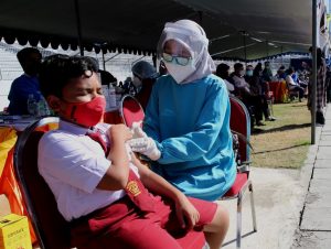 Tanpa Antri Lama, Sebanyak 20 Ribu Pelajar SD-SMP Disuntik Vaksin Massal di G10N