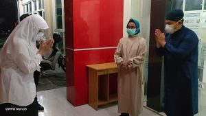 Kunjungi 8 Puskesmas Hingga Jelang Shubuh, Pimpinan DPRD Surabaya Minta Semua Pihak Ikut Jaga Kesehatan Nakes