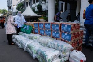 Terus Mengalir, Wali Kota Eri Terima Bantuan dari Lima Perusahaan Sekaligus