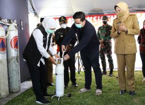Gubernur Khofifah Resmikan Stasiun Pengisian Oksigen Gratis Untuk Masyarakat Isoman dan Isoter Covid-19 di Malang Raya