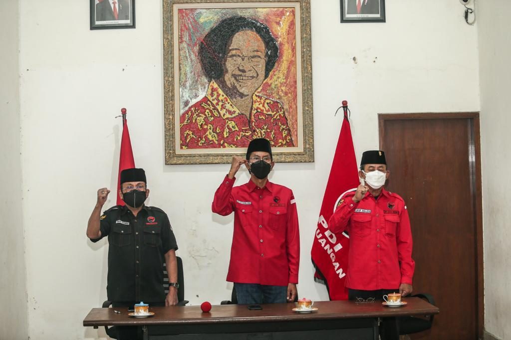 Peringati ‘Kudatuli’, PDIP Surabaya Gelar Doa Lintas Agama