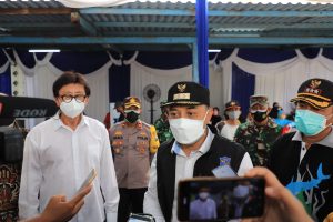Wali Kota Eri Apresiasi PT Susanti Megah Bagikan 1.000 Paket Sembako hingga Beri Ruang UMKM Berjualan