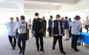 Dampingi Forkompimda Jatim, Wali Kota Eri Tinjau Vaksinasi di Unesa