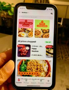 Manjakan Pelanggan, GoFood Pelopori Fitur Ulasan Pelanggan dan Rekomendasi Kuliner Lokal