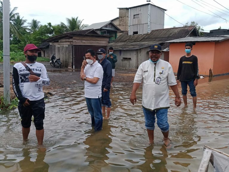 Dua Desa Terendam Banjir, Dinas PUPR Tanah Bumbu Kerahkan Petugas ke Lokasi