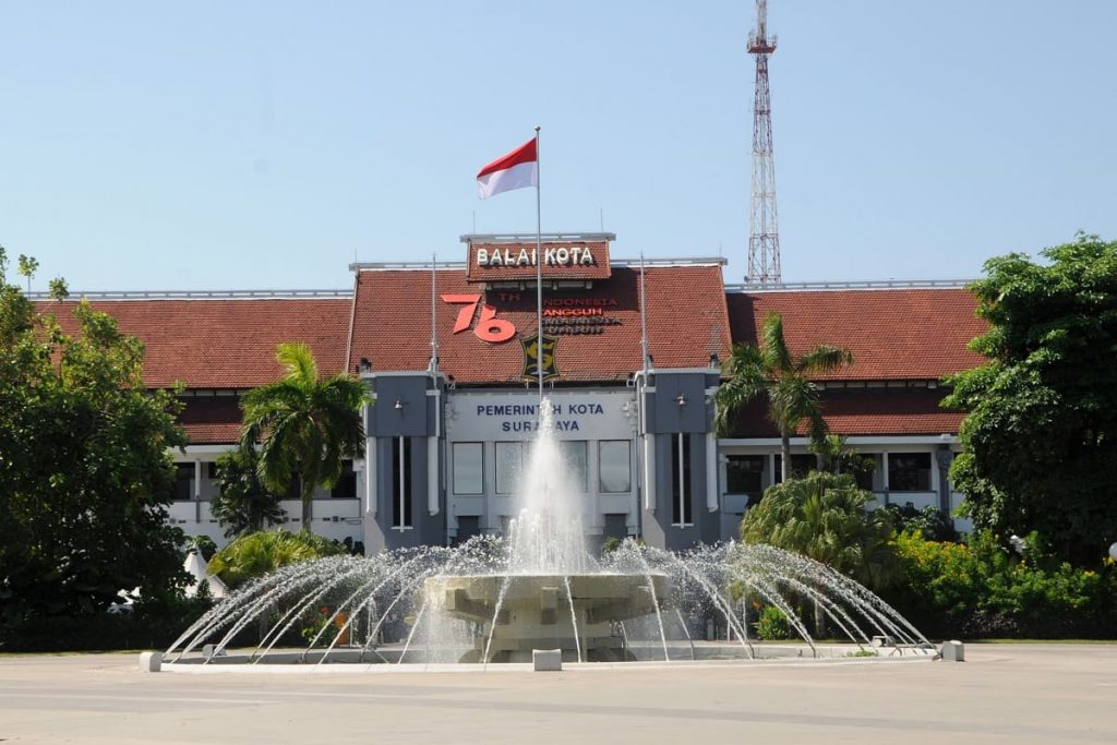 Upacara HUT ke-76 RI di Balai Kota Surabaya Bakal Berlangsung Terbatas, Peserta Mengikuti Secara Virtual