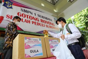 Begini Perjuangan Pelajar Surabaya Galang Bantuan Penanganan Covid-19