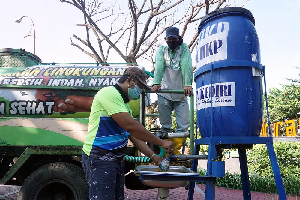 Terapkan Prokes Ketat, Pemkot Kediri Siapkan 300 Tandon Air Cuci Tangan di Tempat Umum