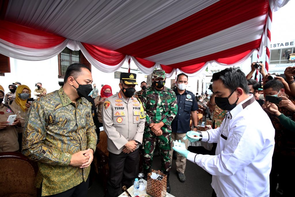 Hadiri Pemusnahan Narkoba di Polrestabes Surabaya, Wali Kota Eri Pastikan Siap Dukung Kampung Zero Narkoba