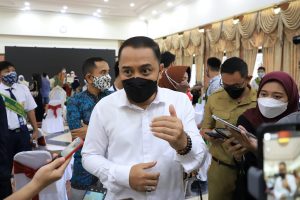 Pemkot dan Koarmada II Gelar Vaksinasi Massal Covid-19 untuk Umum