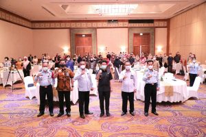 Luncurkan Klinik KI di 5 Bakorwil di Jatim, Wagub Emil Harapkan Kekayaan Intelektual Terjadi per Kapita