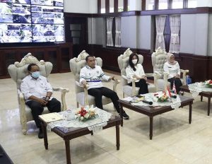 Kerjasama Sepak Bola Surabaya-Liverpool Perkuat Hubungan Inggris-Indonesia