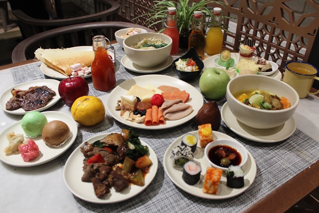 DoubleTree by Hilton Surabaya, Hadirkan 300 Varian Menu All You Can Eat Buffet