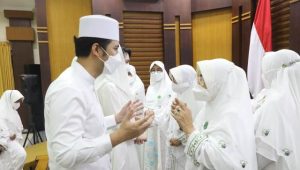 Kukuhkan 31 Pengurus MTP-IPHI Jatim, Wagub Emil Ajak Jadi Garda Vaksinasi