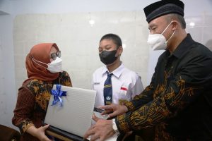 Kunjungi Rumah Pelajar yang Tertimpa Musibah, Rini Indriyani Beri Dukungan Moril dan Bantuan