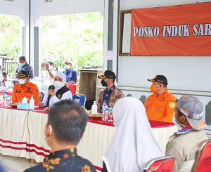 Gubernur Khofifah Sampaikan Duka Cita Kepada Keluarga Korban Laka Perahu Penyeberangan Tuban- Bojonegoro