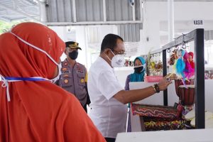 Wawali Armuji Pantau Prokes Pengunjung THP Kenjeran