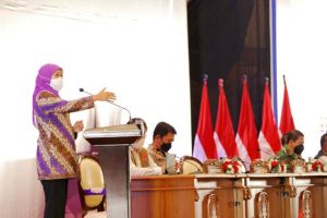 Antisipasi Lonjakan Kasus Jelang Nataru, Gubernur Khofifah Tekankan Ini