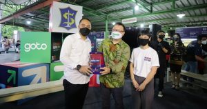 Wali Kota Eri Ingin Dinkop Surabaya Rutin Cangkruk Bareng Pedagang SW