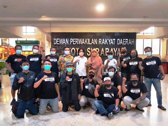 DPRD Surabaya Lepas Keberangkatan Tim Futsal Pokja ‘JUDES’ ke Pra Porwanas 2021
