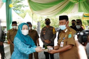 Dinilai Berhasil Tangani Covid-19, Bupati Zairullah Puji Nakes Tanbu di Peringatan HKN ke 57